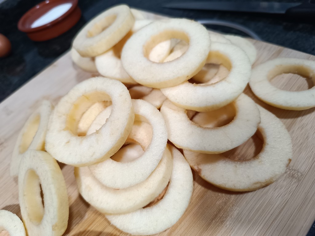 Removing apple cores to create perfect doughnut-shaped apple rings