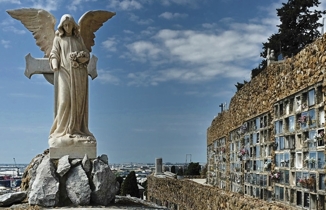Cementiri de Montjuรฏc in Barcelona, open-air museum cemetery with sculptures and sea views
