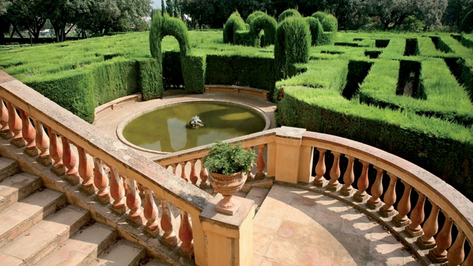 Parc del Laberint dโHorta in Barcelona, hedge maze and historic gardens, quiet green escape